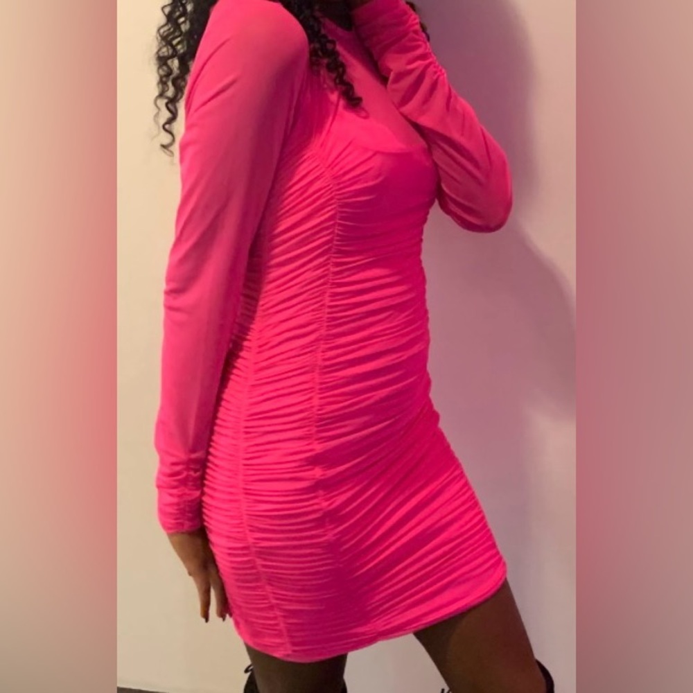 Pink ruched, mesh long sleeve dress!